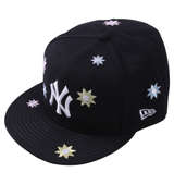 NEW ERA 59FIFTY®ニューヨーク・ヤンキースMLB Flower Embroideryキャップ